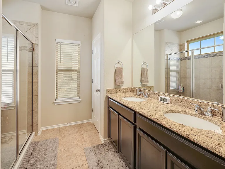 2105 Town Centre Dr #48 — Photo 14