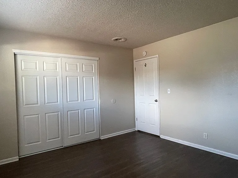 1295 Downard Ln — Photo 5