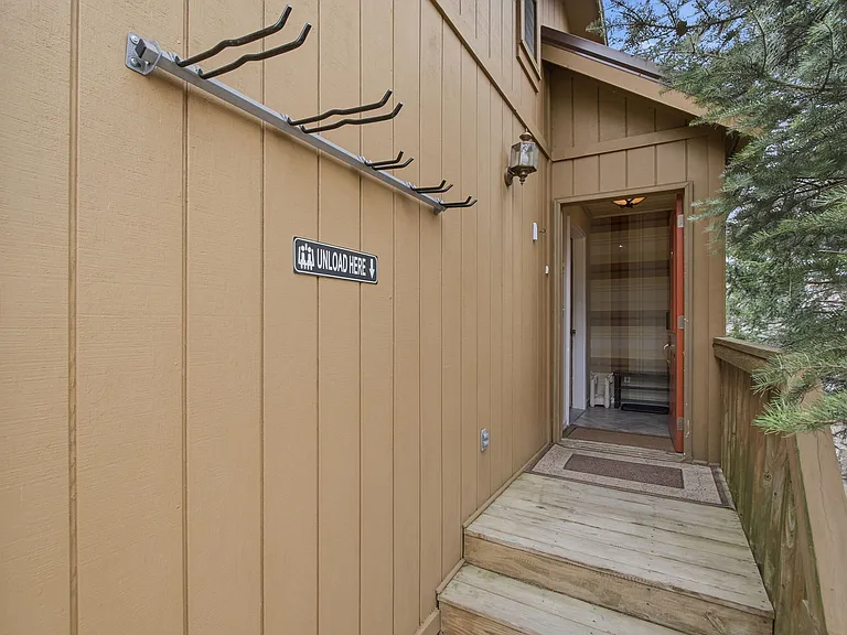 111A Charter Hills Rd — Photo 54