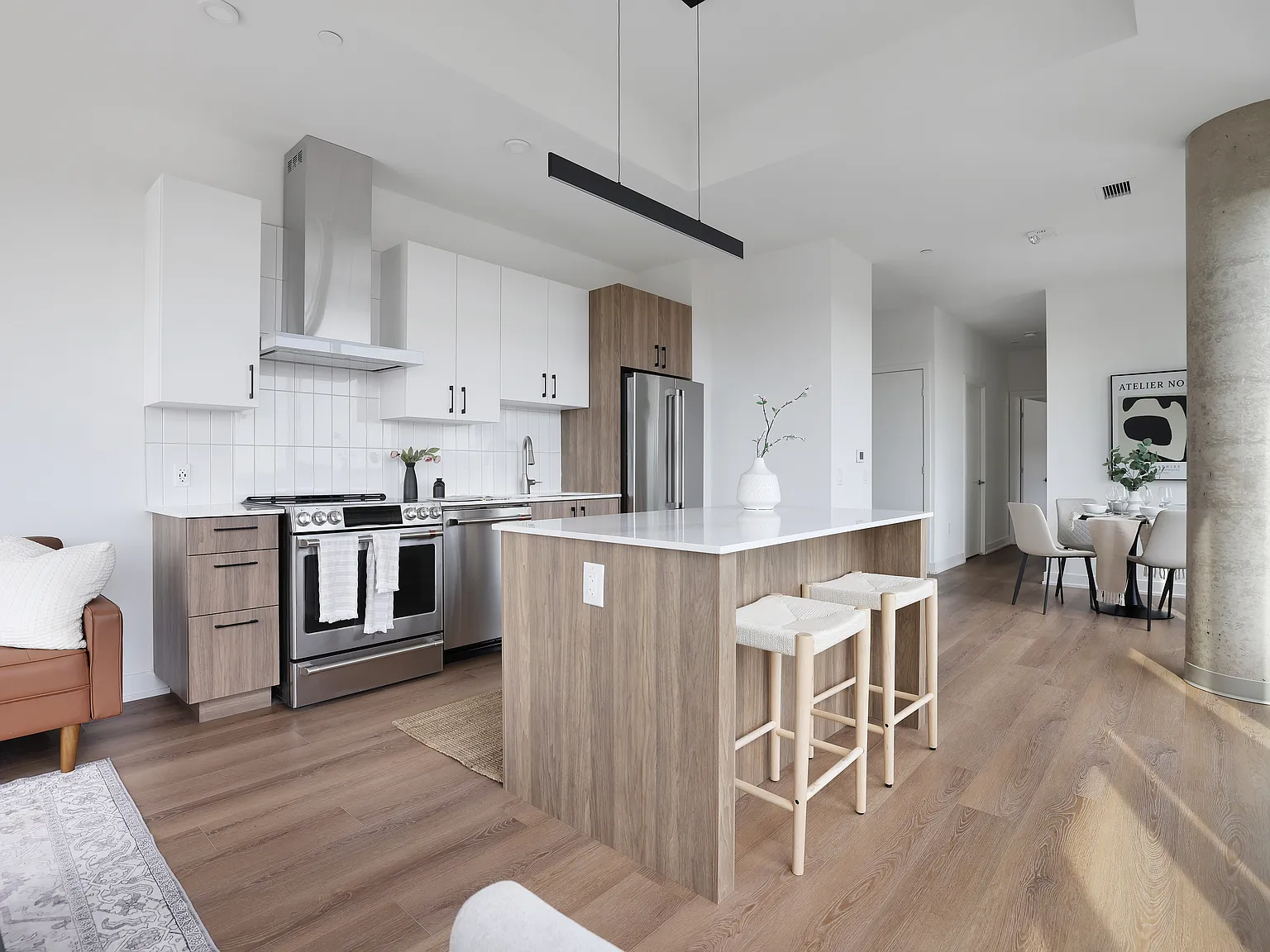 88 Beechwood Penthouse — Photo 4