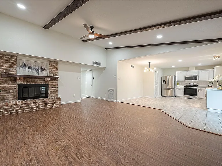 16810 Sweno Ct — Photo 12