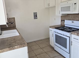 11953 Gale Ave APT D, Hawthorne, CA 90250