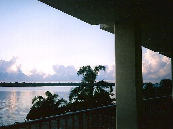 2nd image of 134 Lakeshore Dr APT 314