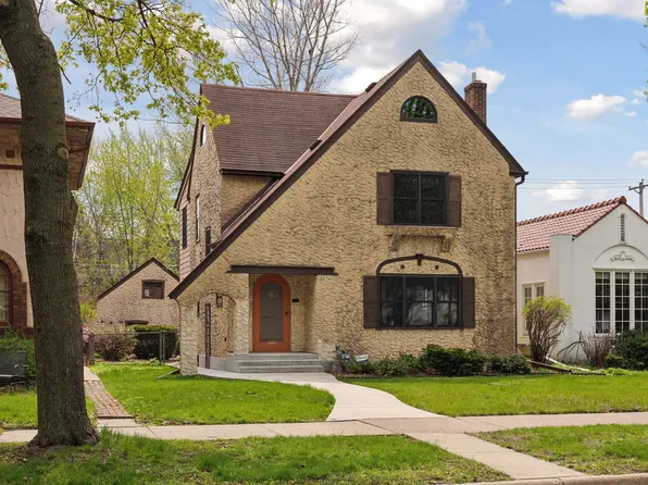 2160 Saint Clair Ave, Saint Paul, MN 55105
