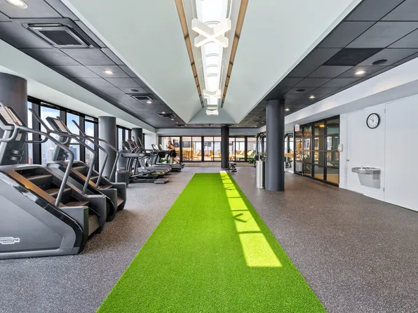 525 East 72nd Street image 14 of 20