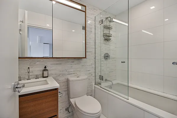 Rented by Compass | media 16