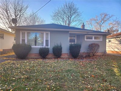 6574 Mandalay Dr, Parma Heights, OH, 44130