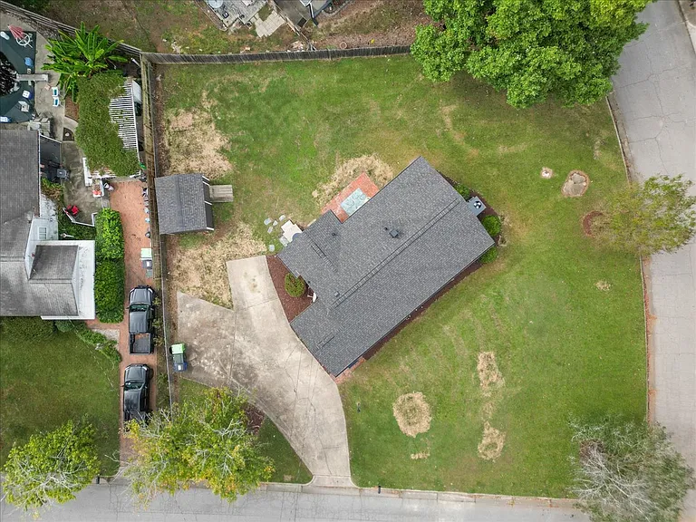 3437 Apache Dr — Photo 31