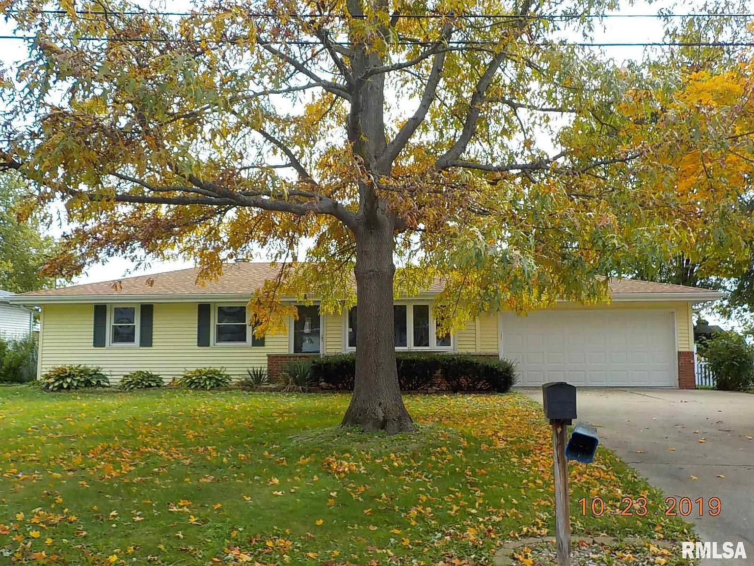 226 W Glen St photo 1