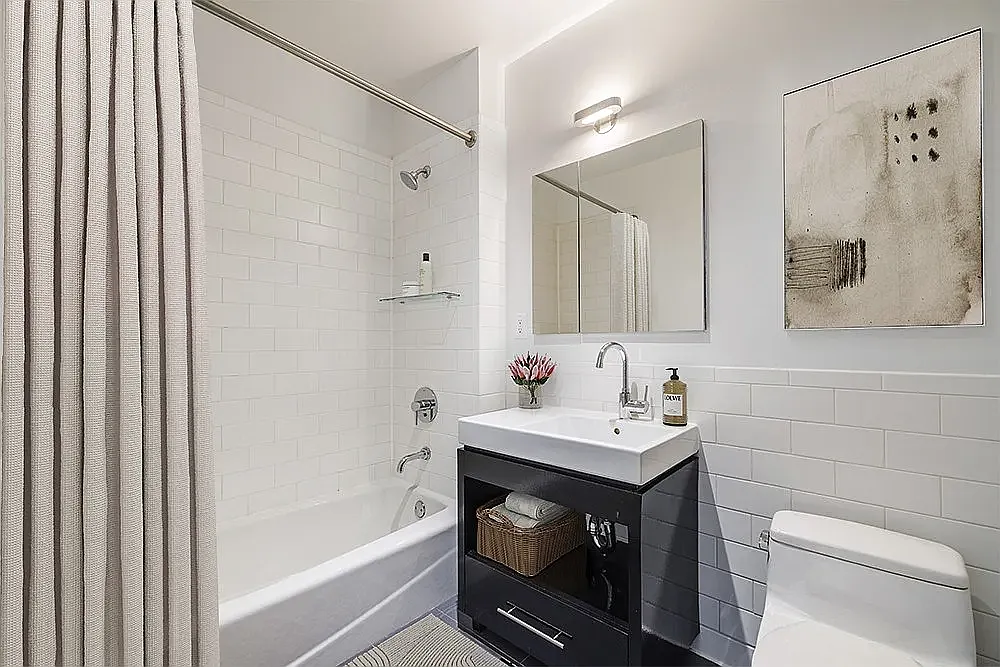 550 West 54th Street — Photo 3
