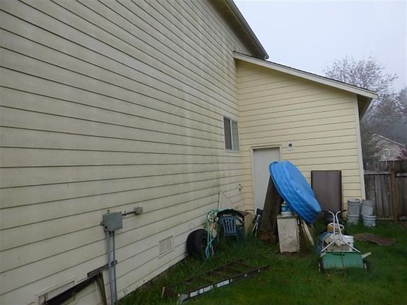 2nd image of 1823 52nd Way SE