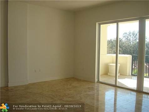4th image of 642 Valencia Ave Unit 406
