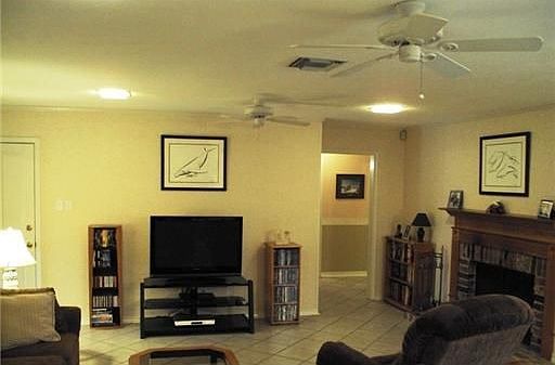 5th image of 4228 Beaujolais Dr