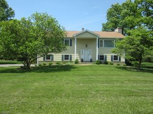 32 Francisco Dr, Newton, NJ 07860