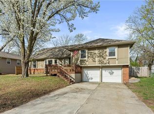 12808 Byars Rd, Grandview, MO 64030