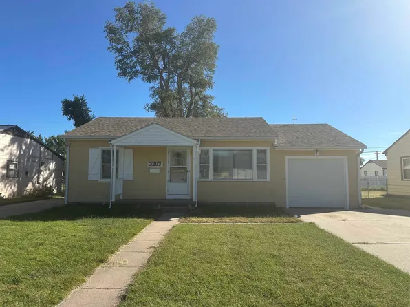 2203 28th St, Great Bend, KS 67530