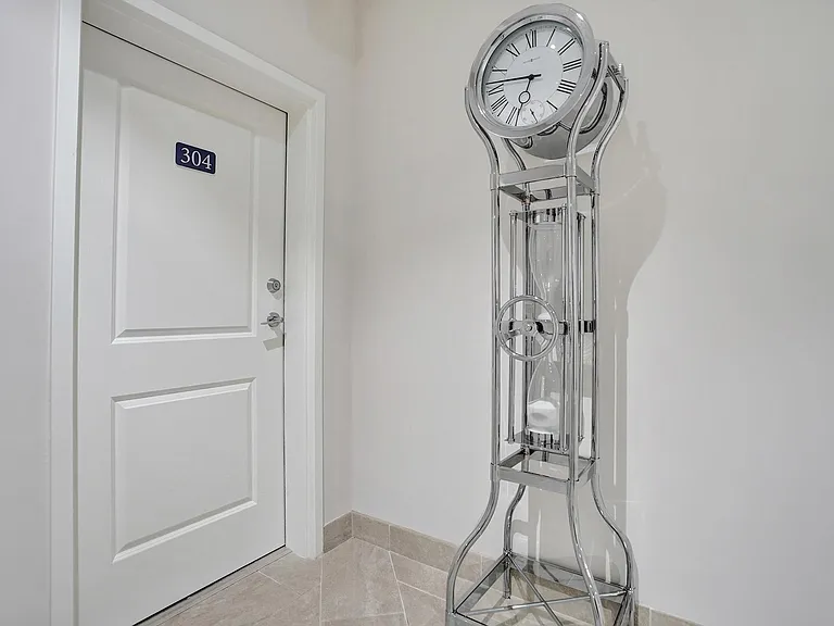 41 SW Seminole St #310 — Photo 45