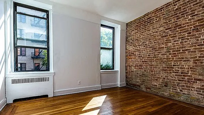 Rented by The Property Firm | media 4