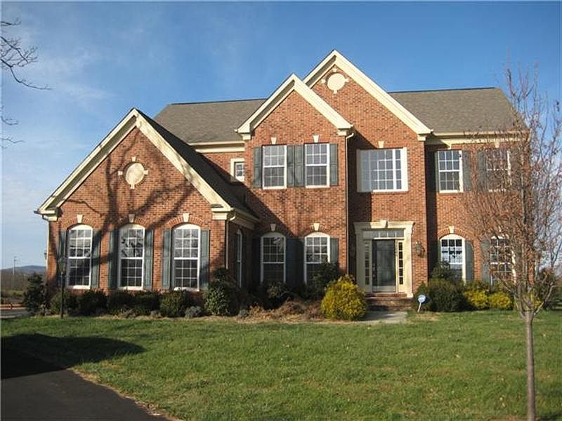 1st image of 38844 Bettis Dr