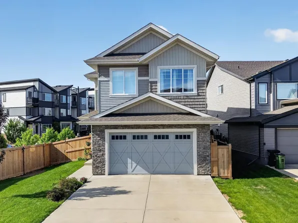 2083 Price Lndg SW, Edmonton, AB T6W 3W1