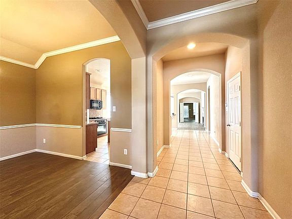 5th image of 4315 Wellington Grove Ln
