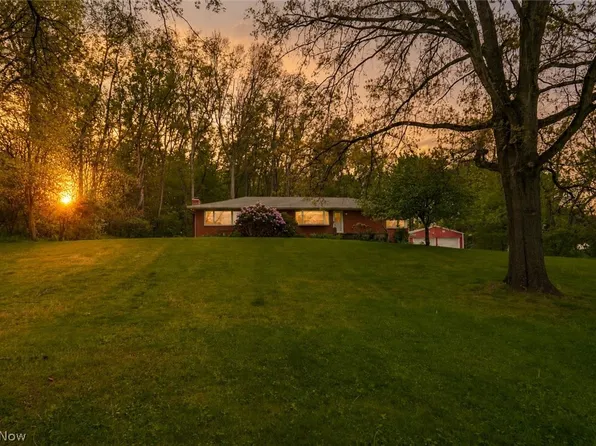 5666 Butterbridge Rd NW, Canal Fulton, OH 44614