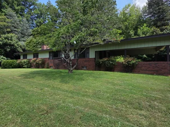 65 Mystic Ln, Sylva, NC 28779