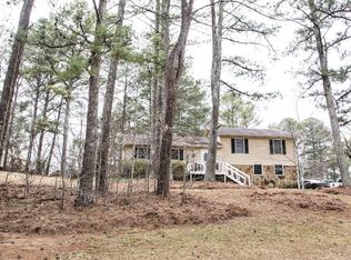 307 Old Farm Rd, Woodstock, GA 30188