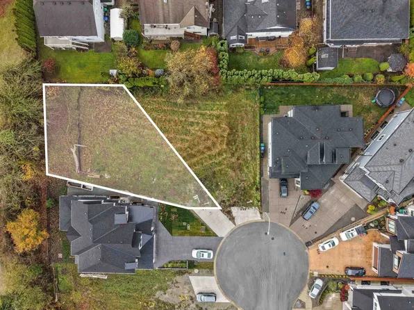 18922 62nd Ave, Surrey, BC V3S 8K7