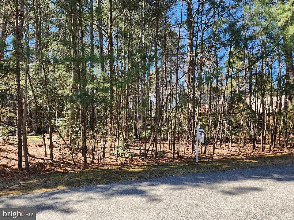 1st image of 14875 Buckingham Ct