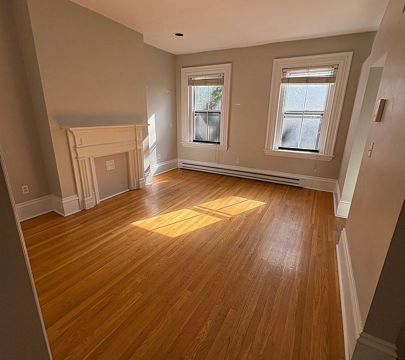 1st image of 54 E Springfield St APT 3