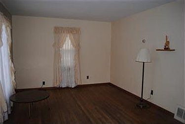 2nd image of 3910 Dawnshire Dr