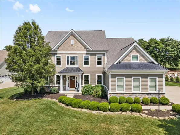 119 Redbud Ct, Gibsonia, PA 15044