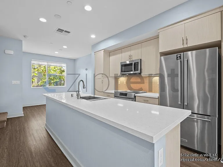 1505 Prescott St — Photo 8