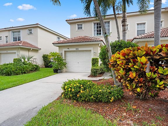 3rd image of 9037 Tremezzo Lane
