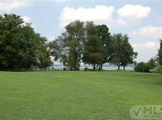 282 Lake Valley Rd, Hendersonville, TN 37075