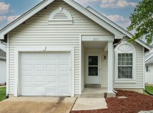 2071 Victorian Village Dr, Saint Louis, MO 63138