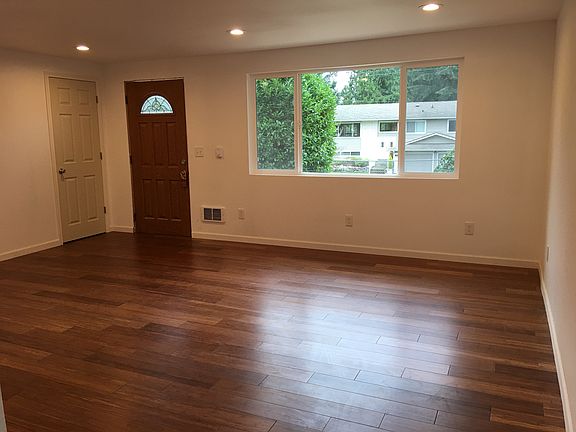 Living Room Bamboo Floors