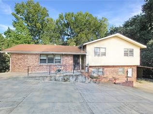 206 4th Ave, Opelika, AL 36801