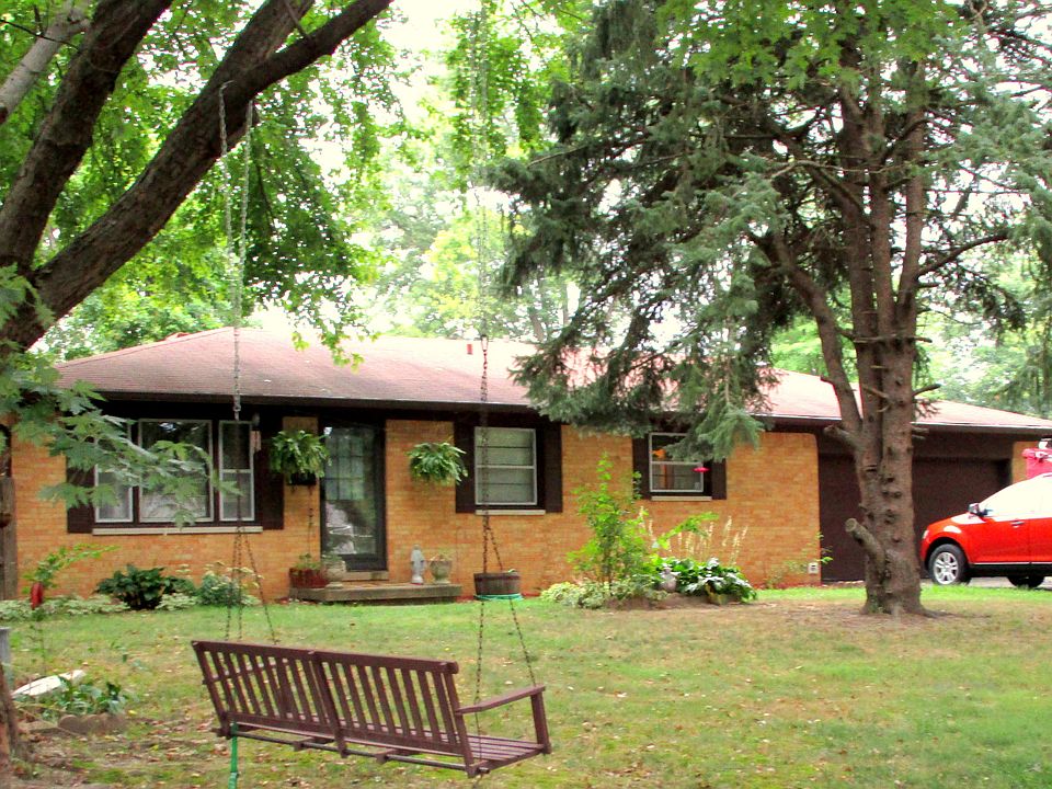 1st image of 2114 Danbury Dr