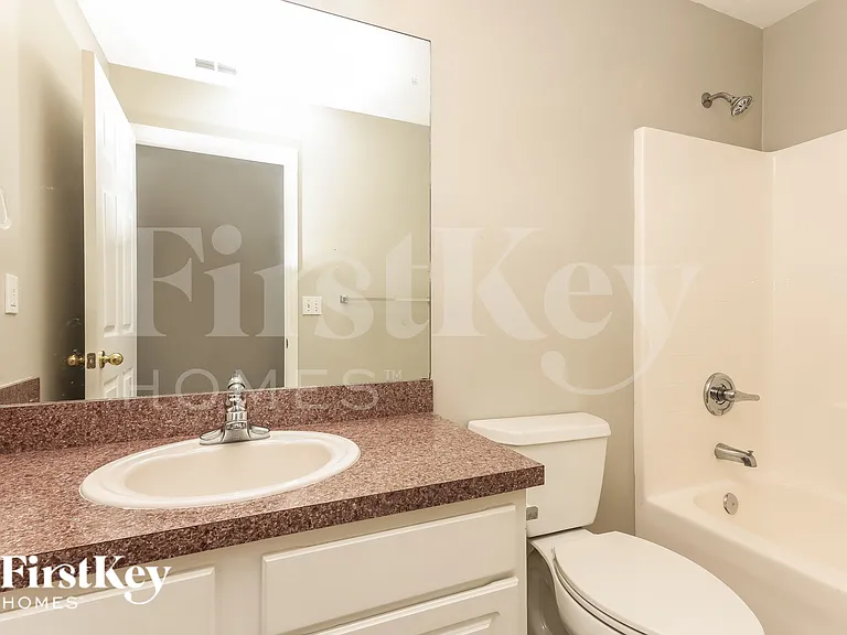 420 Desoto Ave — Photo 14