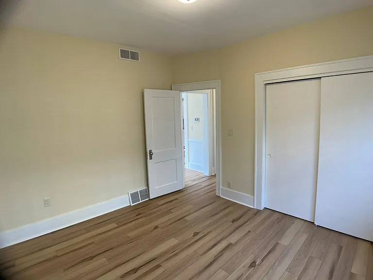 133 N Bluff Ave — Photo 18
