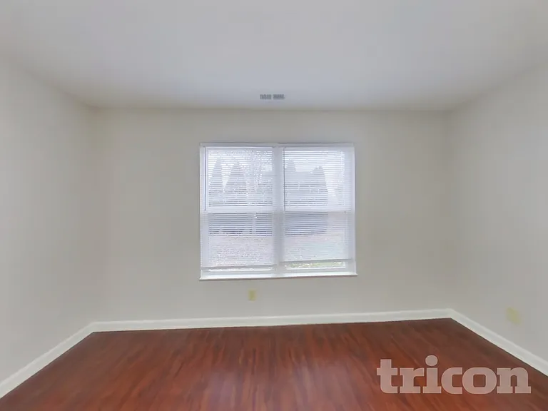7850 Harshaw Dr — Photo 6