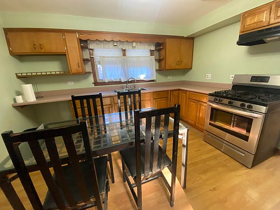 4th image of 5916 W 60th St #1