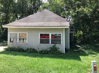 114 Wayside Dr, Tilton, IL 61833