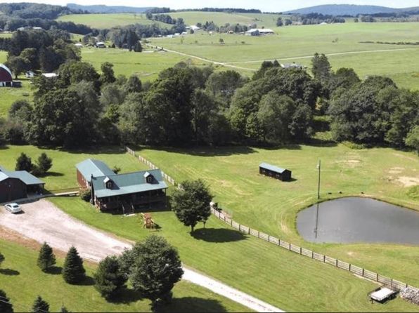 1755 Cranesville Rd, Terra Alta, WV 26764