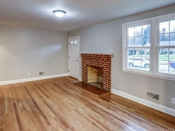 1316 Dover Pl, Lynchburg, VA 24502