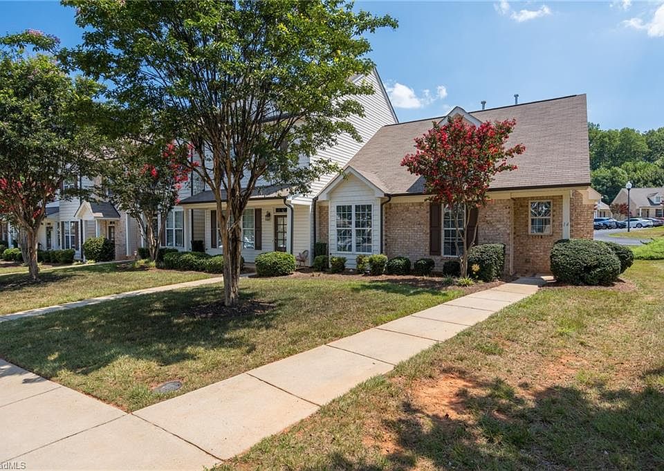 1st image of 14 Nandina Dr