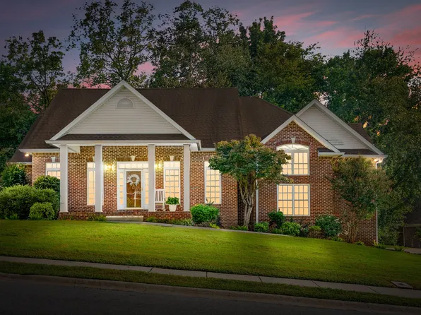 812 Brooke Valley Trce, Clarksville, TN 37043