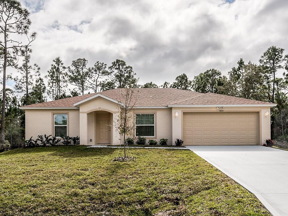 1st image of 824 Sarasota Dr SE